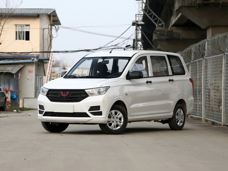 Wuling Hongguang S