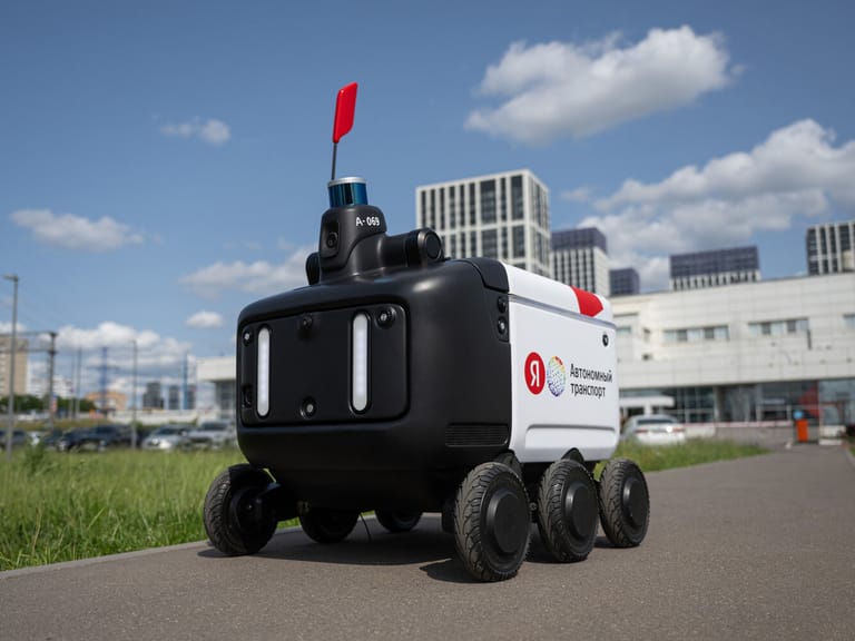 Яндекс Ровер R3