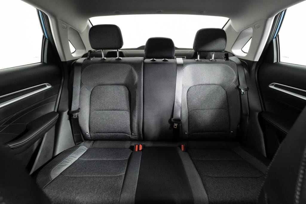 Geely Emgrand Geely Emgrand