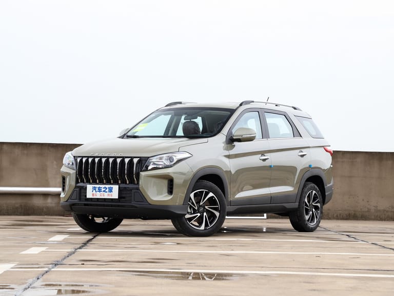 Dongfeng Fengon 560 Dongfeng Fengon 560