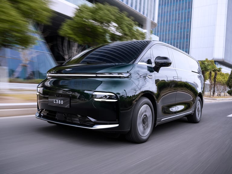 Geely Galaxy LEVC L380 Geely Galaxy LEVC L380